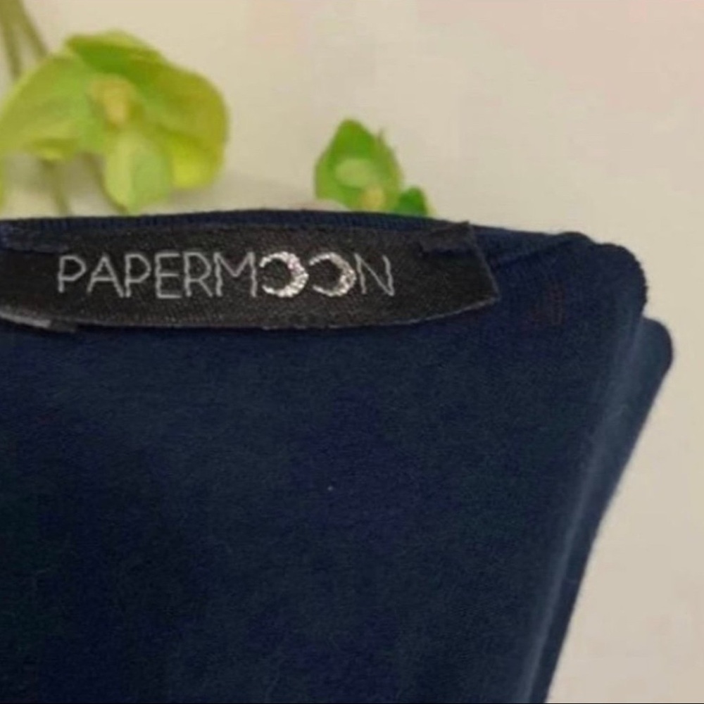 Papermoon 3/4 sleeve, cold shoulder, navy blue top, washed but never worn - Picture 4 of 6